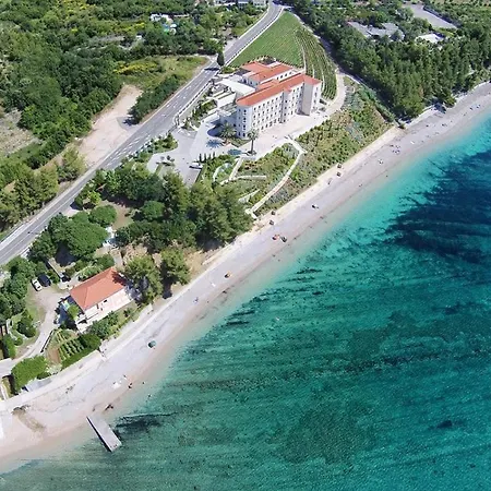 Luxury Beachfront With Private Pool At The In - Peljesac Villa *