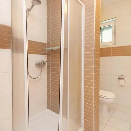 Villa Luxury Beachfront With Private Pool At The In - Peljesac