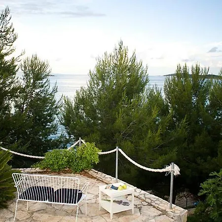 Luxury Beachfront With Private Pool At The In - Peljesac Вилла *
