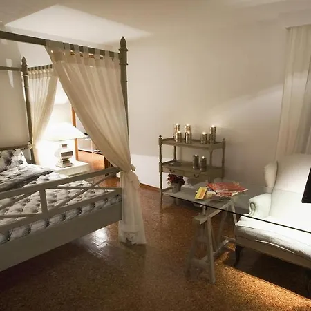Luxury Beachfront With Private Pool At The In - Peljesac *